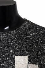 画像をギャラリービューアに読み込む, A.F ARTEFACT GEO PATTERN KNIT TOPS (GREY x BEIGE)