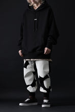 画像をギャラリービューアに読み込む, A.F ARTEFACT POLKA PATTERN SWEAT SAROUEL PANTS (BLACK)