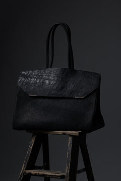 Load image into Gallery viewer, ierib exclusive Bark Bag Prot 40 / Wild Boar + Waxed Horse Butt Leather (BLACK)