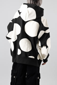 画像をギャラリービューアに読み込む, A.F ARTEFACT POLKA PATTERN SWEAT HOODIE (BLACK)