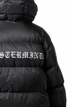 画像をギャラリービューアに読み込む, mastermind JAPAN HOODIE DOWN JACKET / KAWADA DOWN® (BLACK)