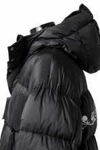 画像をギャラリービューアに読み込む, mastermind JAPAN HOODIE DOWN JACKET / KAWADA DOWN® (BLACK)