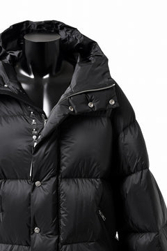 画像をギャラリービューアに読み込む, mastermind JAPAN HOODIE DOWN JACKET / KAWADA DOWN® (BLACK)