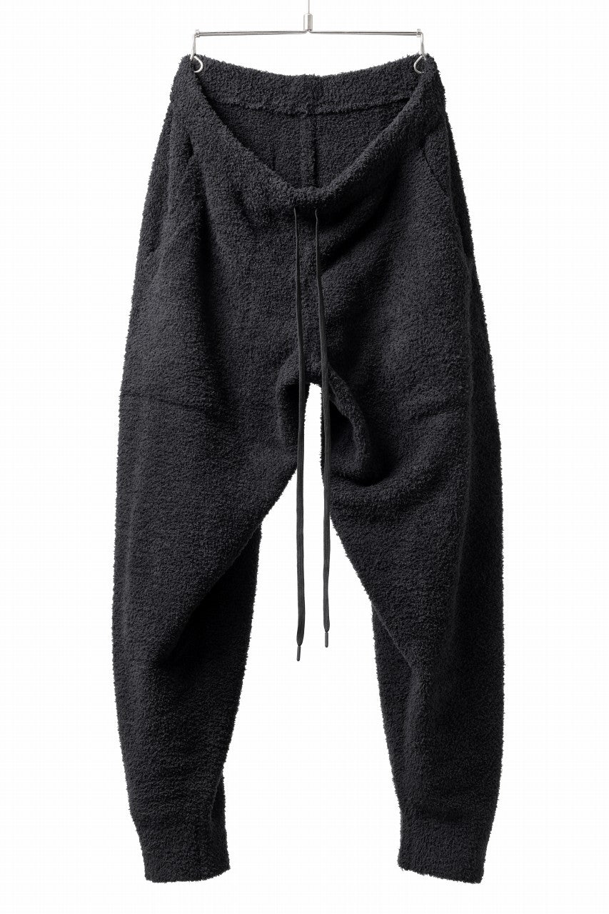 Load image into Gallery viewer, mastermind WORLD EASY JODHPURS PANTS / SOFTY BOA FLEECE (BLACK x WHITE)