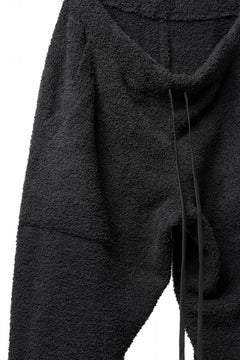 画像をギャラリービューアに読み込む, mastermind WORLD EASY JODHPURS PANTS / SOFTY BOA FLEECE (BLACK x CHARCOAL)