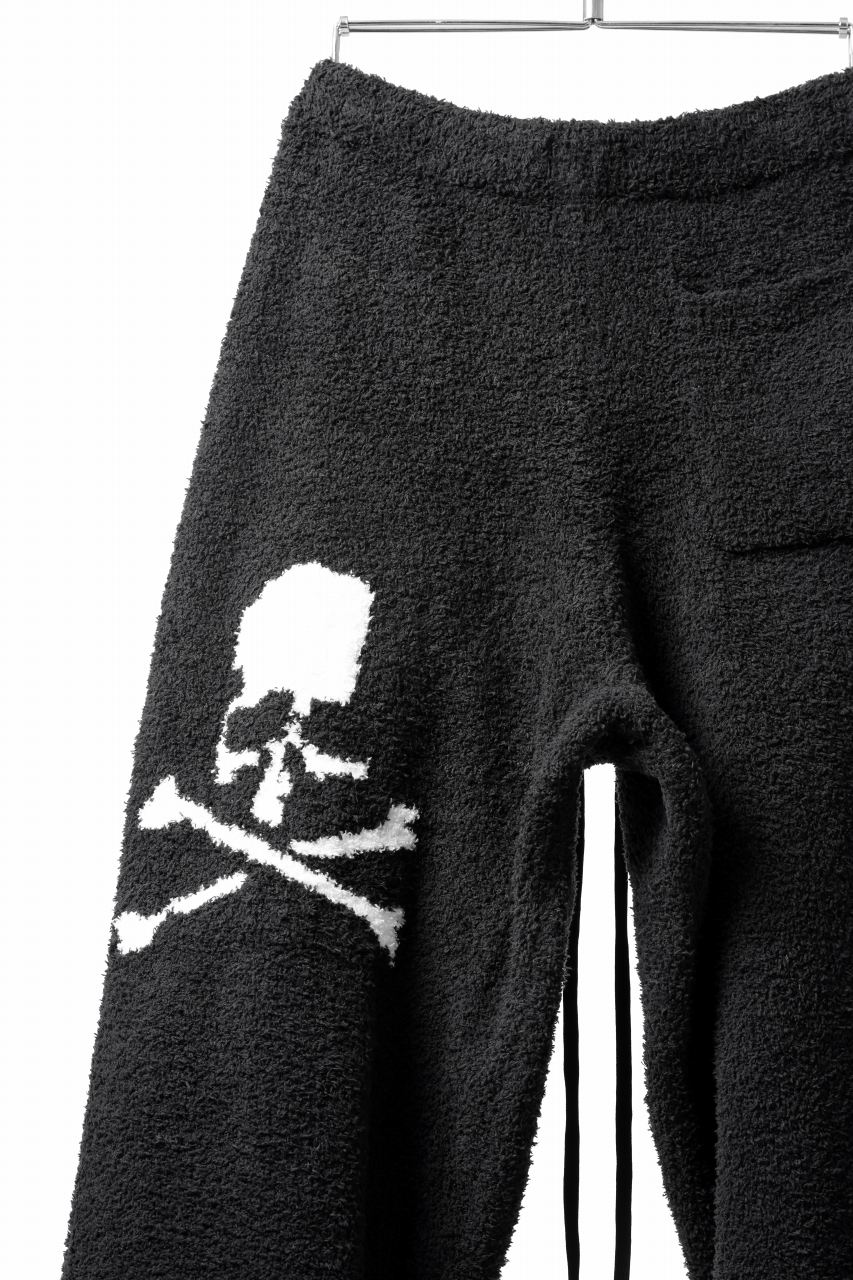 Load image into Gallery viewer, mastermind WORLD EASY JODHPURS PANTS / SOFTY BOA FLEECE (BLACK x WHITE)