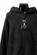 画像をギャラリービューアに読み込む, mastermind WORLD ZIP HOODIE PARKA / SOFTY BOA FLEECE (BLACK x CHARCOAL)