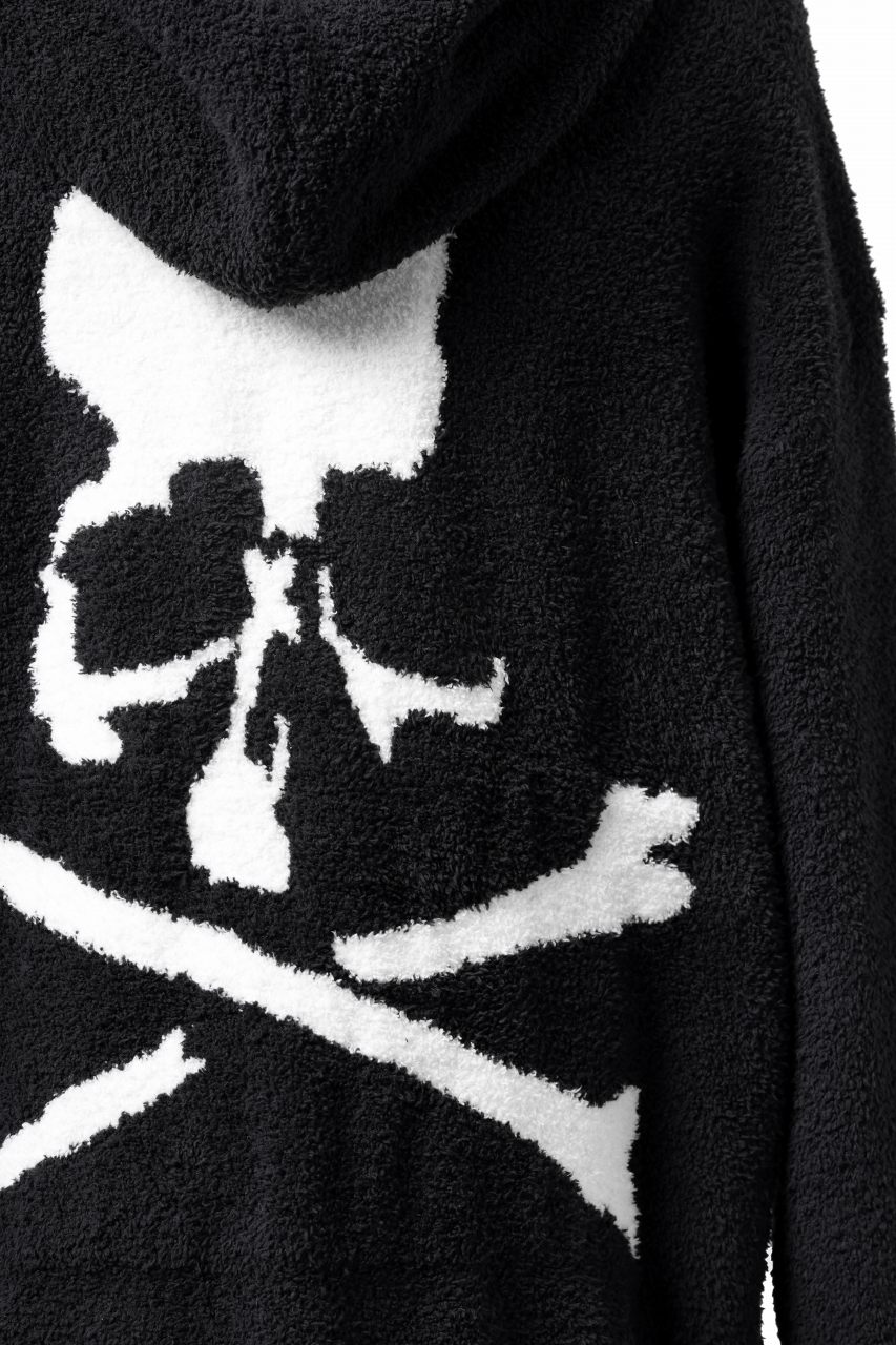 Load image into Gallery viewer, mastermind WORLD ZIP HOODIE PARKA / SOFTY BOA FLEECE (BLACK x WHITE)