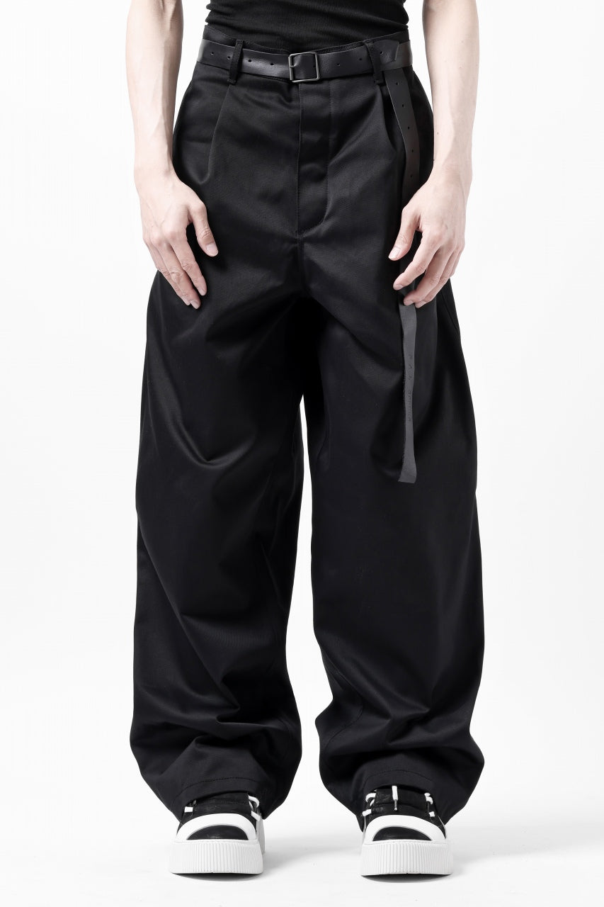 画像をギャラリービューアに読み込む, ISAMU KATAYAMA BACKLASH TUCK WIDE PANTS / HIGH DENSITY CHINO CLOTH (BLACK)