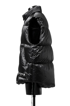画像をギャラリービューアに読み込む, mastermind WORLD HIGH NECK DOWN VEST / KAWADA DOWN® (BLACK)
