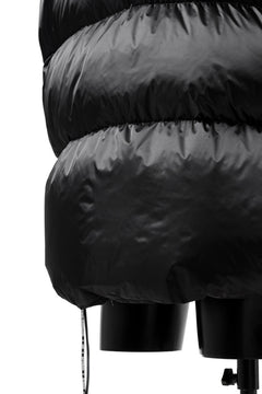 画像をギャラリービューアに読み込む, mastermind WORLD HIGH NECK DOWN VEST / KAWADA DOWN® (BLACK)