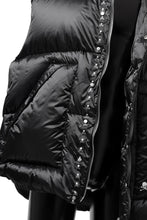 画像をギャラリービューアに読み込む, mastermind WORLD HIGH NECK DOWN VEST / KAWADA DOWN® (BLACK)