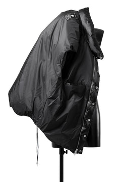 画像をギャラリービューアに読み込む, mastermind WORLD HIGH NECK DOWN VEST / KAWADA DOWN® (BLACK)