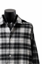 画像をギャラリービューアに読み込む, A.F ARTEFACT SNAPPED OVER SHIRT / CHECK x CORDUROY COMBI (BLACK)