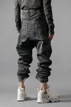画像をギャラリービューアに読み込む, BORIS BIDJAN SABERI CROPPED TROUSER / VINYL PROCESSED & NICKEL PRESSED & ACID DYED "P15.4 CUSTOM BF-FKU10002" (DIRTY ACID DENIM)