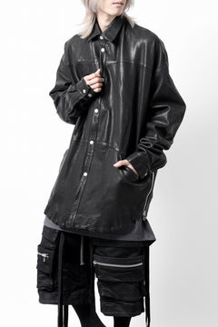 画像をギャラリービューアに読み込む, A.F ARTEFACT SNAPPED COCOON SHIRT-JACKET / SOFT GOAT LEATHER (BLACK)