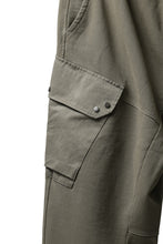 Load image into Gallery viewer, Ten c MULTI POCKET SNAP SWEAT PANTS / GARMENT DYED (ASH GRAY)