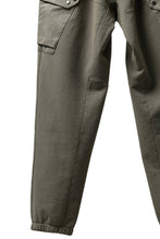 Load image into Gallery viewer, Ten c MULTI POCKET SNAP SWEAT PANTS / GARMENT DYED (ASH GRAY)