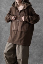 画像をギャラリービューアに読み込む, Ten c MULTI POCKET ZIP HOODIE / GARMENT DYED (BROWN)