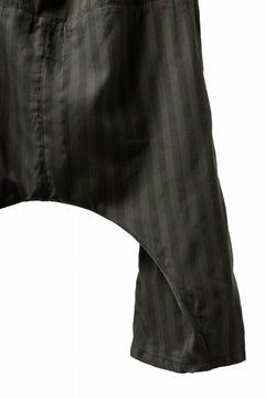 画像をギャラリービューアに読み込む, Aleksandr Manamis A Shape Ruffle Edge Pant (STRIPES)