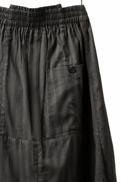 画像をギャラリービューアに読み込む, Aleksandr Manamis A Shape Ruffle Edge Pant (STRIPES)