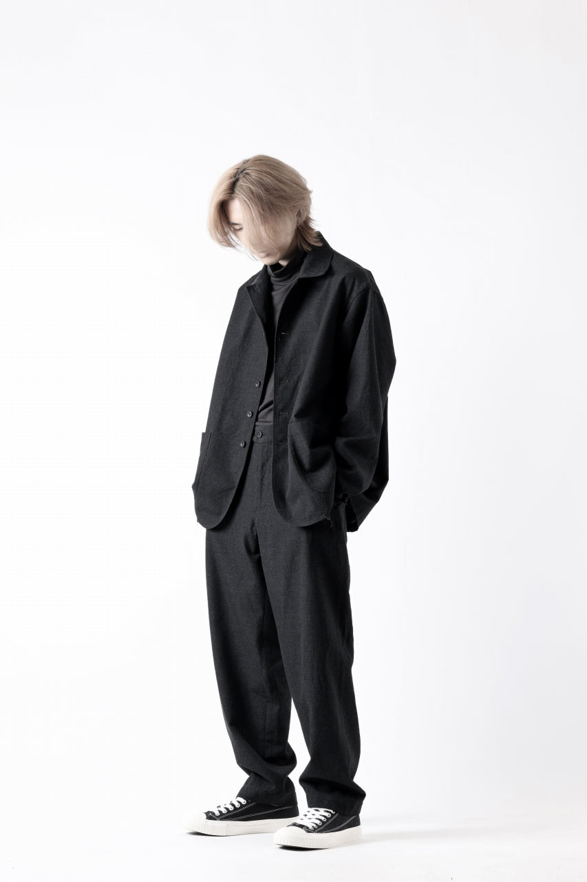 画像をギャラリービューアに読み込む, CAPERTICA SEAMLESS TROUSERS / WASHABLE WOOL GABARDINE (BLACK GRAY)