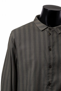 画像をギャラリービューアに読み込む, Aleksandr Manamis Asymmetric Striped Shirt (STRIPES)