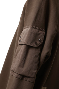 画像をギャラリービューアに読み込む, Ten c MULTI POCKET SNAP CREW SWEAT / GARMENT DYED (BROWN)