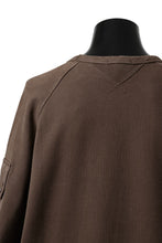 画像をギャラリービューアに読み込む, Ten c MULTI POCKET SNAP CREW SWEAT / GARMENT DYED (BROWN)