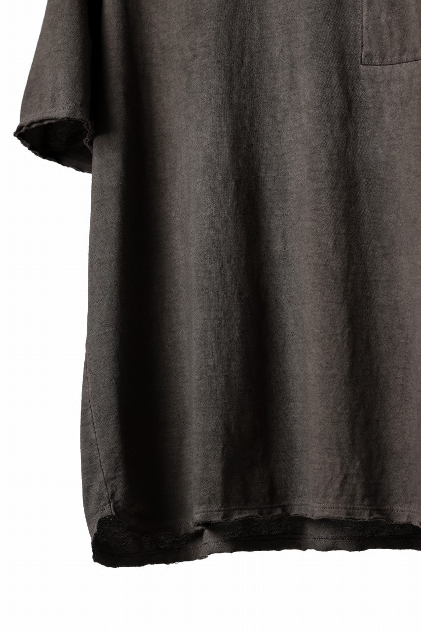 daub DYEING OVERSIZE T-SHIRT WITH POCKET / C.JERSEY (BROWN)