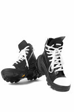 Load image into Gallery viewer, A.F ARTEFACT x Portaille LACE & BIAS ZIP ALEXANDER BOOTS / WAXED HORSE LEAHER (BLACK x WHITE)
