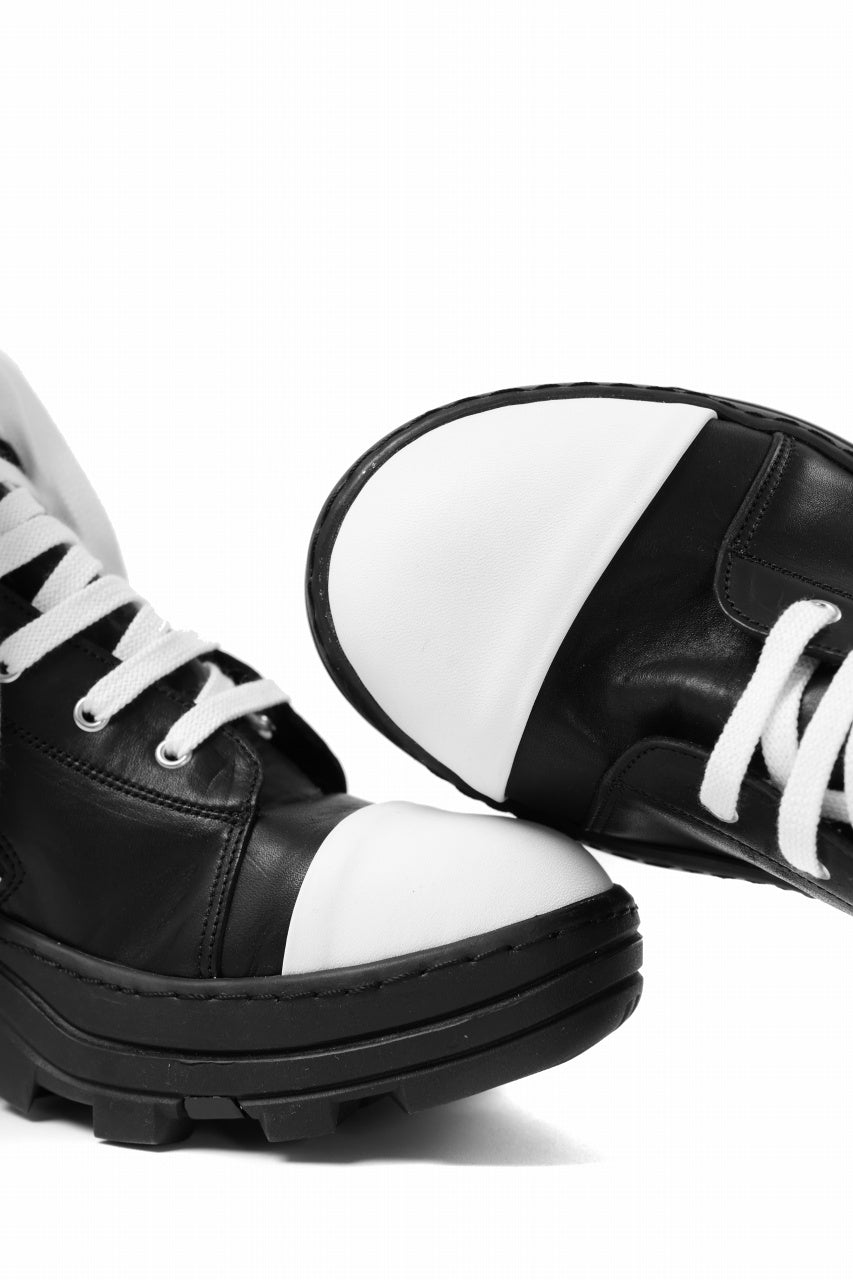 Load image into Gallery viewer, A.F ARTEFACT x Portaille LACE & BIAS ZIP ALEXANDER BOOTS / WAXED HORSE LEAHER (BLACK x WHITE)