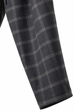 画像をギャラリービューアに読み込む, N/07 exclusive EASY WAIST TAPERED PANTS / T/R DOUBLE SIDE BRUSHED 2WAY STRETCH (CHECK)