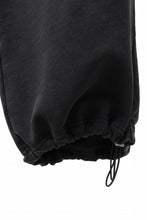 Load image into Gallery viewer, Feng Chen Wang PANELLED STRAIGHT SWEATPANTS (BLACK)