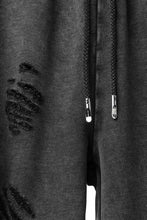 画像をギャラリービューアに読み込む, Feng Chen Wang GREY RIPPED JERSEY SWEATPANTS (GREY)