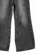 画像をギャラリービューアに読み込む, Feng Chen Wang CROSS WAISTBAND STRAIGHT LEG JEANS (BLACK)