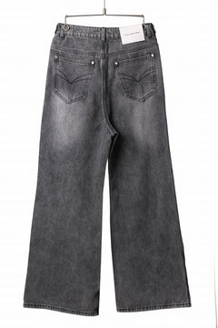 画像をギャラリービューアに読み込む, Feng Chen Wang CROSS WAISTBAND STRAIGHT LEG JEANS (BLACK)