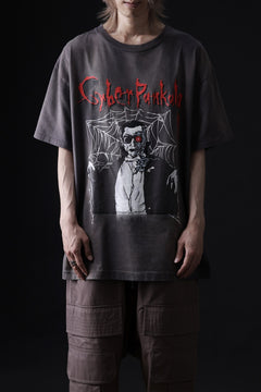 画像をギャラリービューアに読み込む, ZIG UR IDOL FADED &amp; CRACKED SS TOPS - Cyber Punkula (VINTAGE GREY)