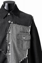 画像をギャラリービューアに読み込む, Feng Chen Wang RAW EDGE PATCHWORK DENIM SHIRT JACKET (BLACK)