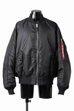 Load image into Gallery viewer, MASTERMIND WORLD x ALPHA INDUSTRIES RIVERSIBLE MA-1 JACKET (BLACK)