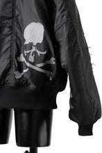 Load image into Gallery viewer, MASTERMIND WORLD x ALPHA INDUSTRIES RIVERSIBLE MA-1 JACKET (BLACK)