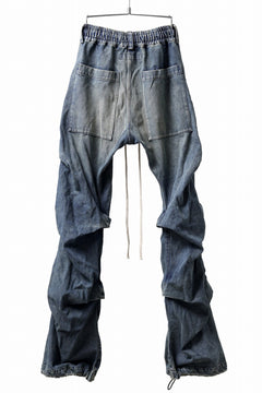 画像をギャラリービューアに読み込む, A.F ARTEFACT TUCK VOLUME BAGGY PANTS / FADED DENIM (INDIGO BLUE)
