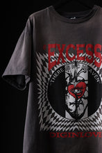 画像をギャラリービューアに読み込む, ZIG UR IDOL FADED & CRACKED SS TOPS - EXCESS (VINTAGE GREY)