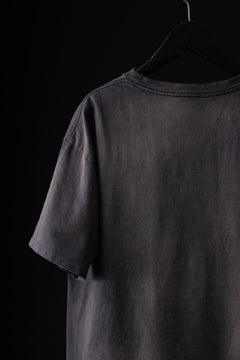 画像をギャラリービューアに読み込む, ZIG UR IDOL FADED & CRACKED SS TOPS - EXCESS (VINTAGE GREY)
