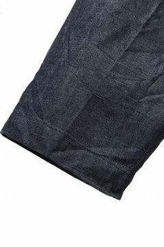 Load image into Gallery viewer, CAPERTICA WIDE SEAMLESS TROUSERS / ZIMBABWE COTTON LITE DENIM (INDIGO)