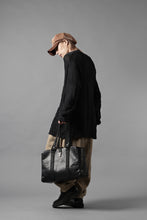 画像をギャラリービューアに読み込む, YUTA MATSUOKA circle pants / silk linen dobby stripe (camel)