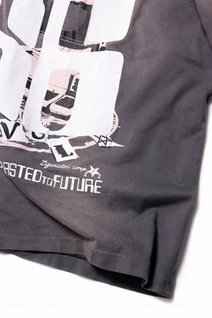 画像をギャラリービューアに読み込む, ZIG UR IDOL FADED & CRACKED SS TOPS - 666 (VINTAGE GREY)