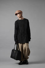 画像をギャラリービューアに読み込む, YUTA MATSUOKA circle pants / silk linen dobby stripe (camel)