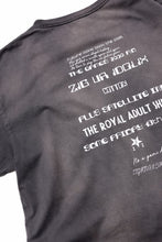 画像をギャラリービューアに読み込む, ZIG UR IDOL FADED & CRACKED SS TOPS - 666 (VINTAGE GREY)