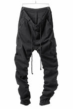 画像をギャラリービューアに読み込む, daub DYEING EASY CARGO GATHER PANTS / STRETCH DRILL PEACH HAND (BLACK)